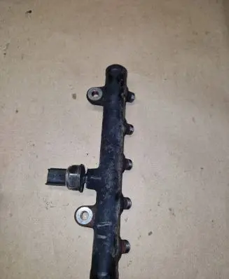 Fuel main line pipe
