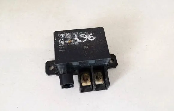 Mercedes-Benz E W211 Glow plug pre-heat relay v23132a2001x14 v23132-a2001-x14