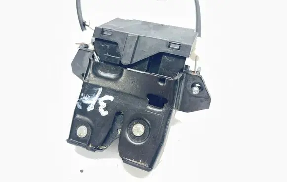 Mercedes-Benz CLS C219 Loading door lock A1717500085