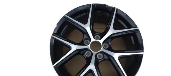 Toyota RAV 4 (XA50) R17 wheel hub/cap/trim 42611-42690