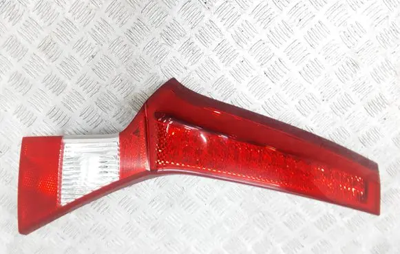 Volvo V70 Tailgate rear/tail lights
