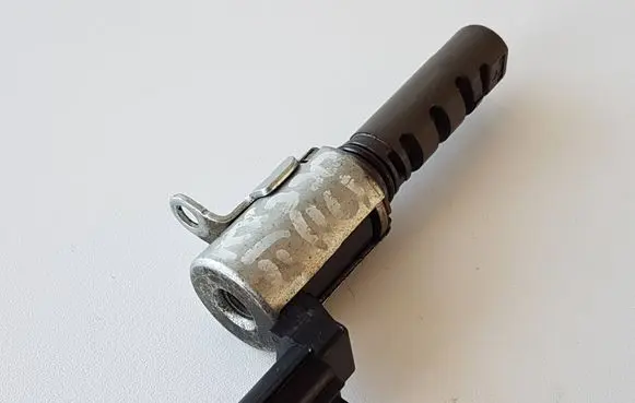 Lexus RX 330 - 350 - 400H Camshaft vanos timing valve 1533031020 15330310200700 0700