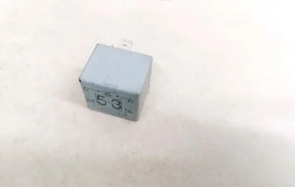 Volkswagen Touran I Other relay 141951253B 20240072