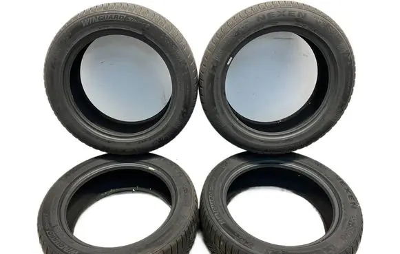 Toyota Prius+ (ZVW40) R17 winter tire 