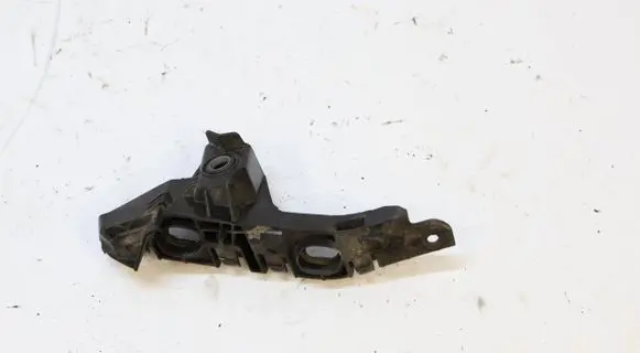 Volkswagen Touran III Fender mounting bracket 5TA807183