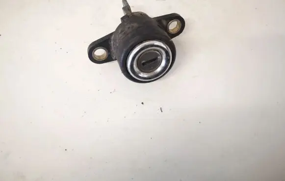 Audi 80 90 B3 Tailgate exterior lock 443827539
