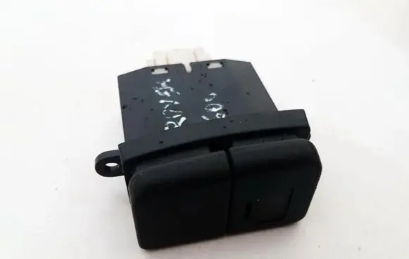 Rover 620 Fog light switch 