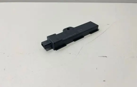BMW 3 G20 G21 Keyless system antenna 5A5D3C0 6832065