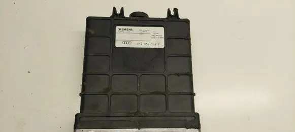 Audi A6 S6 C4 4A Engine control unit/module 039906024D