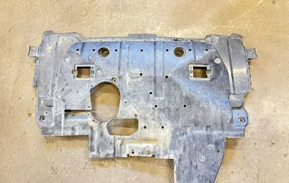 Subaru Forester SG Engine splash shield/under tray 