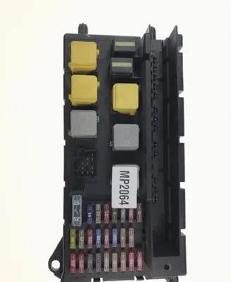 Mercedes-Benz Sprinter W901 W902 W903 W904 Fuse box set A9065454701