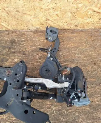 Nissan X-Trail T32 Rear suspension assembly kit set 