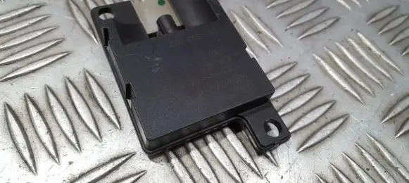 BMW 3 E46 Antenna control unit 921800002 921-800-002