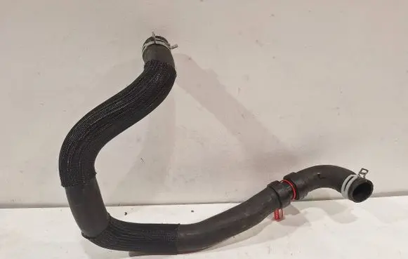 Renault Trafic III (X82) Engine coolant pipe/hose 215014596R
