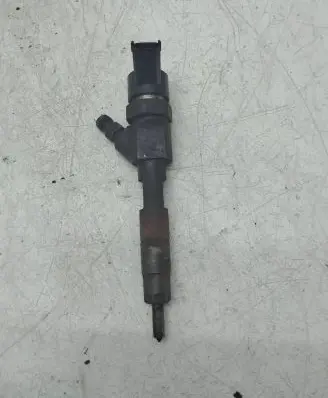 Volvo S40, V40 Fuel injector 044511002