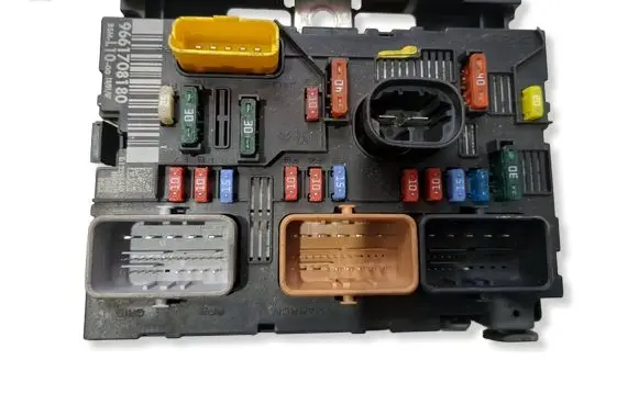 Peugeot 207 BSM Control unit 9661708180