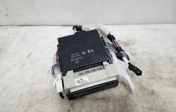 Toyota Corolla E210 E21 Other control units/modules 8922102711