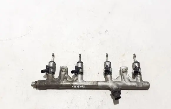 Audi A6 S6 C8 4K Fuel main line pipe 06Q133317B
