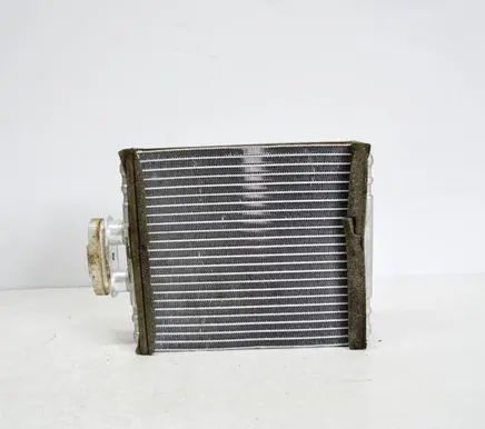 Audi A1 Coolant radiator 6R0819031
