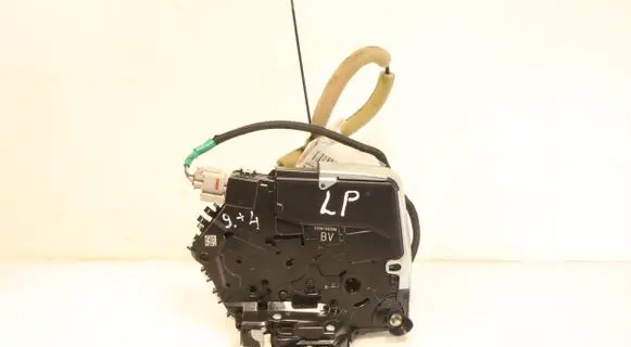 Lexus RX 330 - 350 - 400H Front door lock