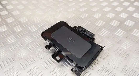 Toyota Prius (XW50) Wireless charging module 861C047011