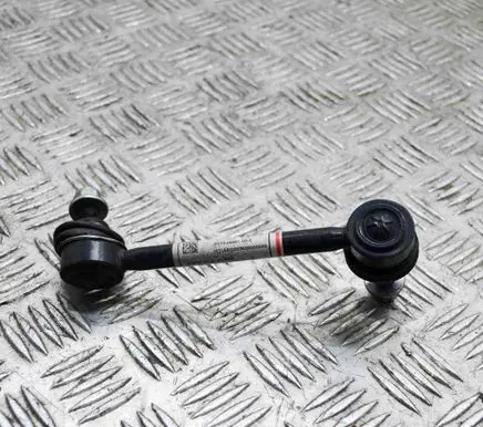 Tesla Model Y Rear anti-roll bar/stabilizer link 104449100E