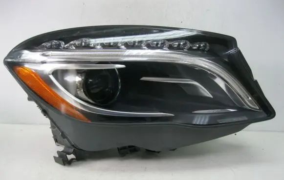 Mercedes-Benz GLA W156 Headlight/headlamp A1568200461