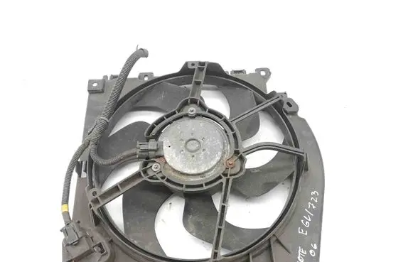 Nissan Note (E11) Radiator cooling fan shroud 1831442016