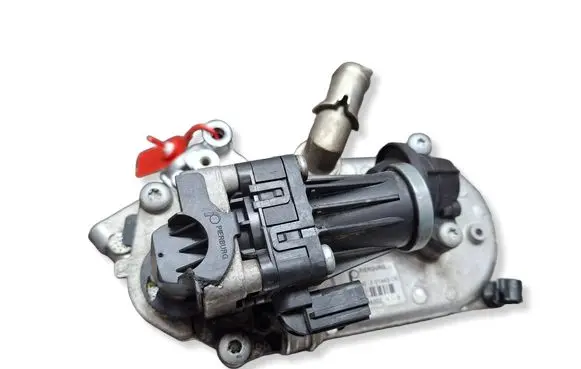 Opel Corsa E EGR valve cooler S26301376 55225296