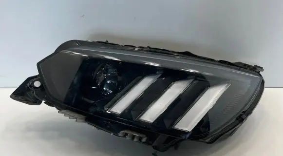 Peugeot 208 Headlight/headlamp