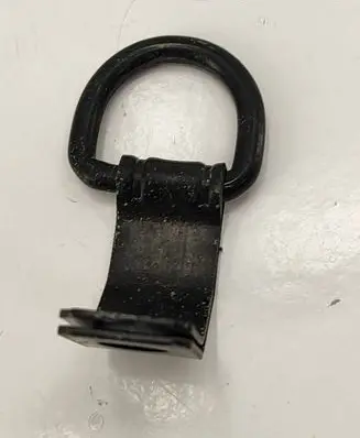 Peugeot 5008 II Tie down hook / loop 