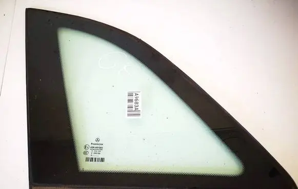 Mercedes-Benz B W245 Rear side window as2