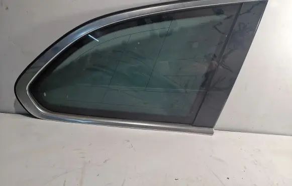BMW 5 F10 F11 Rear side window