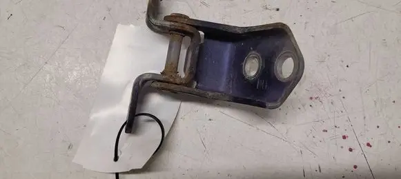 Mazda 6 Front door lower hinge