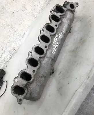 Toyota Corolla Verso AR10 Intake manifold