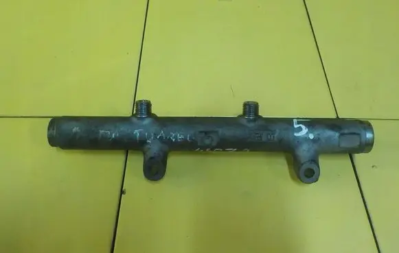 Volkswagen Touareg I Fuel line pipe 059130090AQ