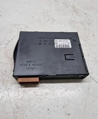 Mercedes-Benz ML W163 Comfort/convenience module A1635459032 05371390