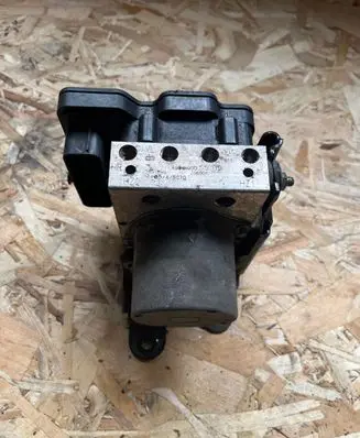 Mercedes-Benz Sprinter W906 ABS Pump A9069005502