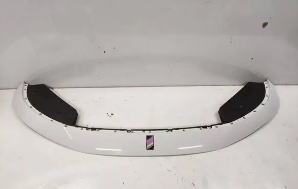 Citroen DS7 Crossback Front bumper upper radiator grill 9821647677