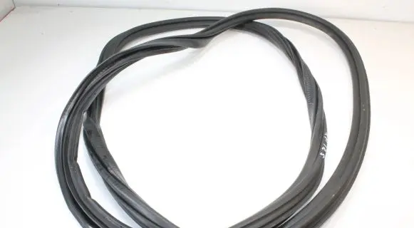 Audi Q3 8U Rubber seal front coupe door 