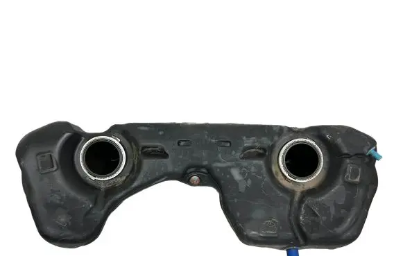 BMW 3 E90 E91 Fuel tank 6763843 6763853