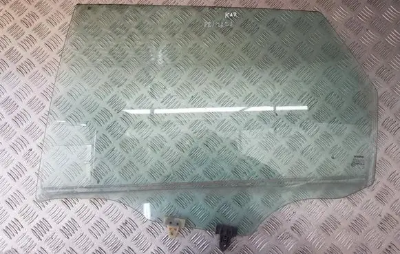 Nissan Primera Rear door window glass