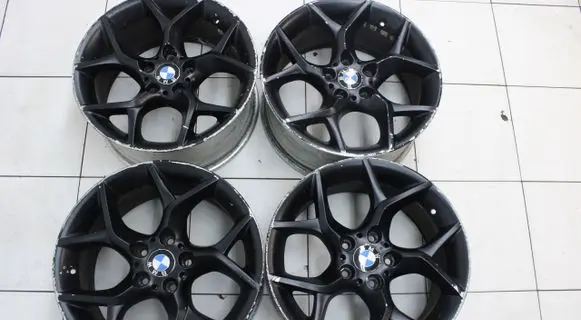 BMW X3 E83 R18 carbon fiber rim 6789145