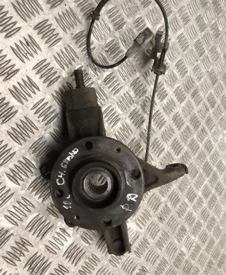 Citroen C4 Grand Picasso Front wheel hub