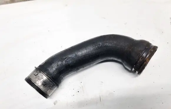 Volkswagen Polo IV 9N3 Intercooler hose/pipe