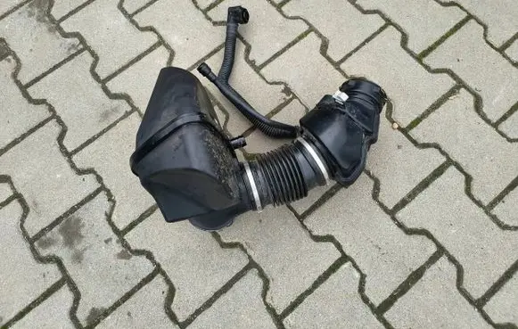 BMW 7 G70 Intake resonator 5A1BC59