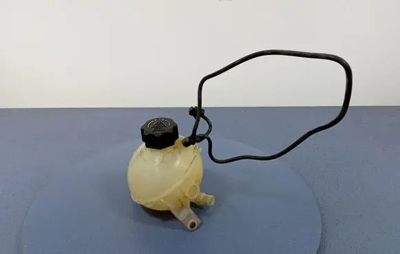 Citroen C4 I Picasso Coolant expansion tank/reservoir 9654429680