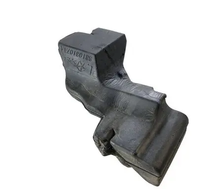 Jeep Cherokee Fender foam support/seal 68103107AA