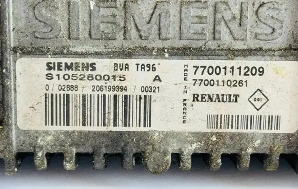 Renault Megane II Gearbox control unit/module S105280015 7700111209