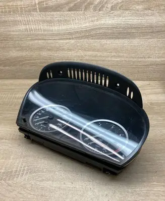 BMW 5 E60 E61 Speedometer (instrument cluster) 6958600 110080213